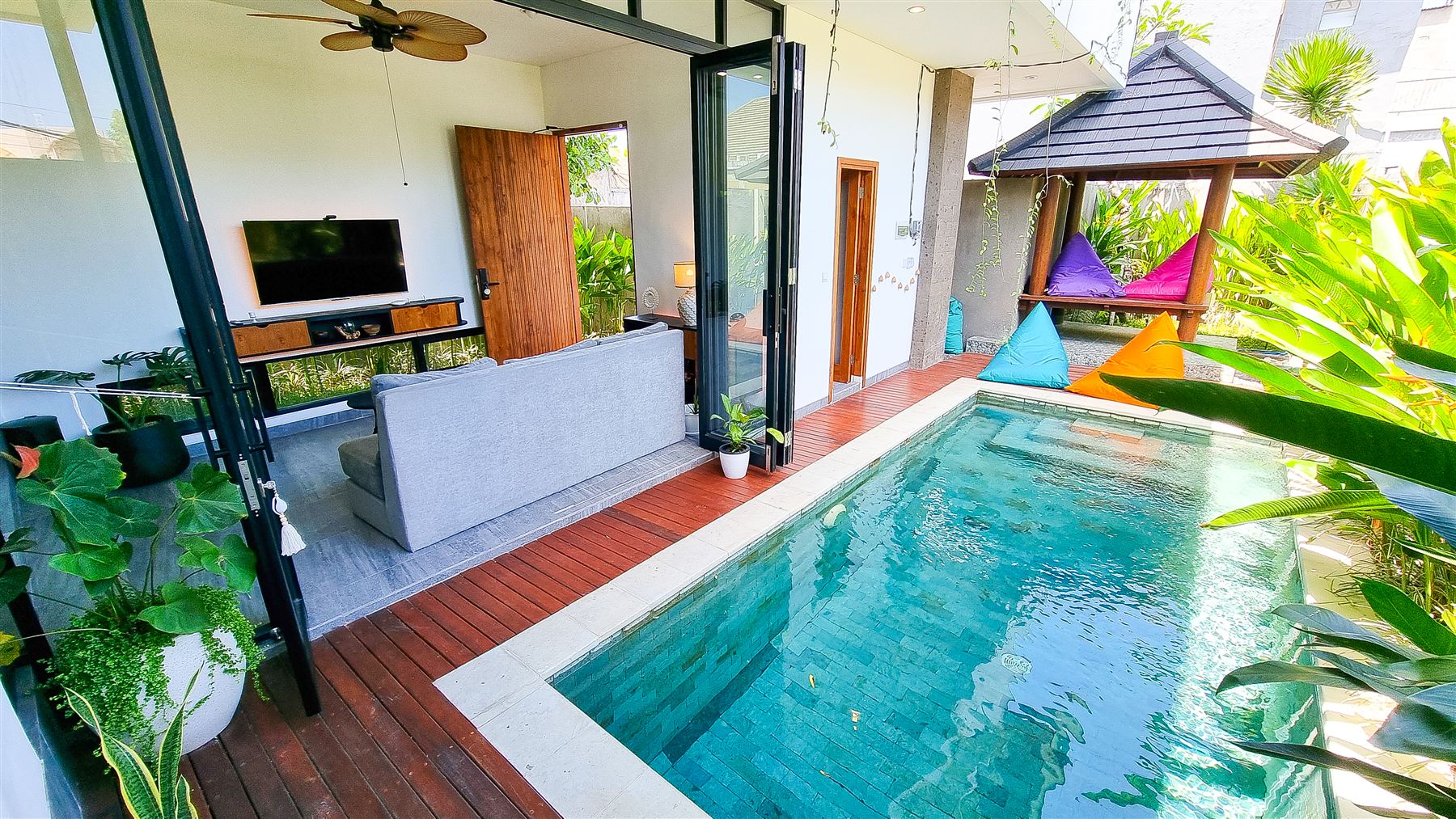 Cyber Jungle Villa property photo 26